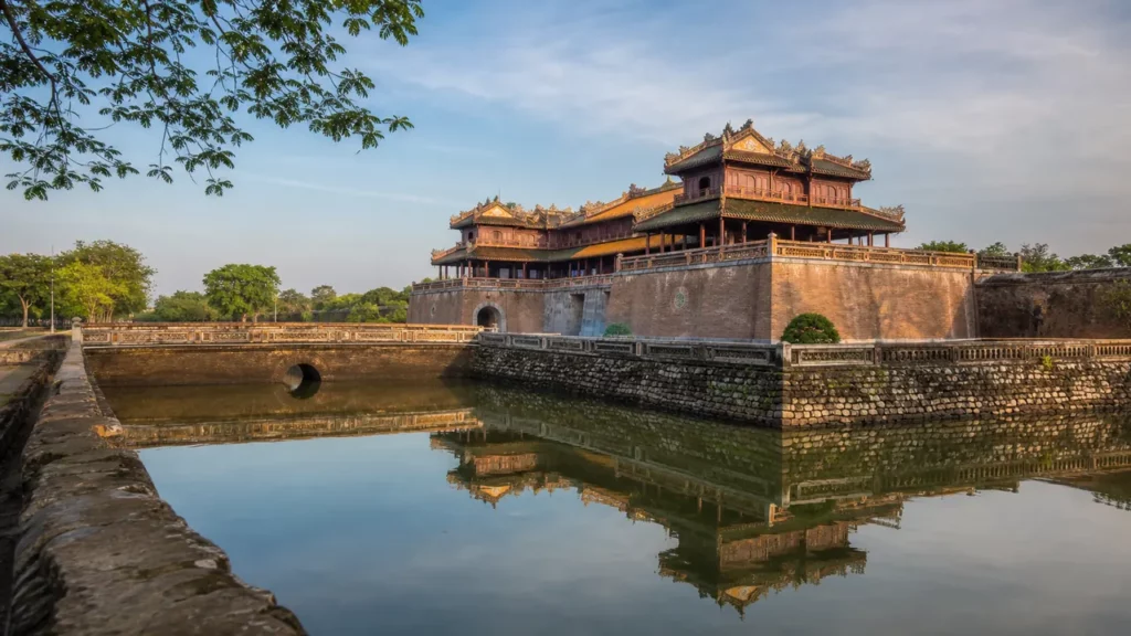 Huế mùa nào đẹp? Thời tiết 12 tháng và mùa mưa